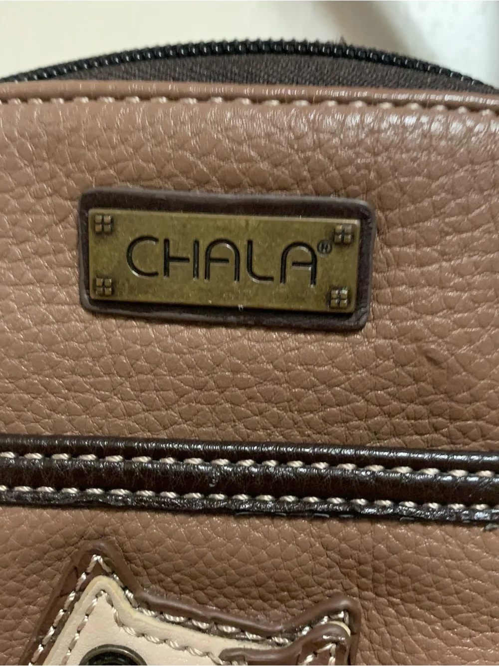 Chala Brown Cat Applique Crossbody Phone Pouch